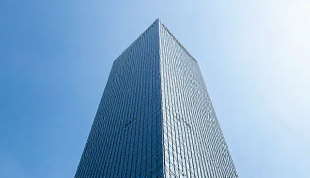 系统优化：在线课程性能与适用条件分析